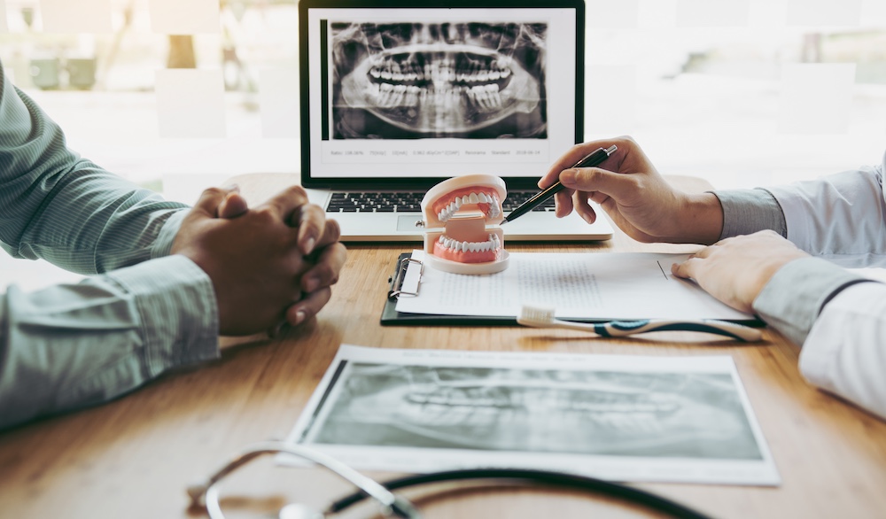 dental implant consultation in Glenview
